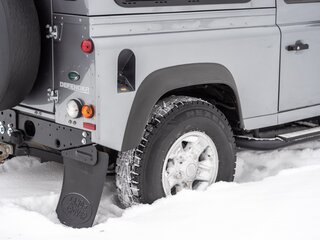 2012 Land Rover Defender 90 I Рестайлинг, серый, 3300000 рублей, вид 4