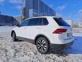 2020 Volkswagen Tiguan II, белый, 2350000 рублей, вид 5