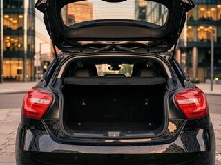 2013 Mercedes-Benz A-Класс 200 III (W176), чёрный, 1550000 рублей, вид 4