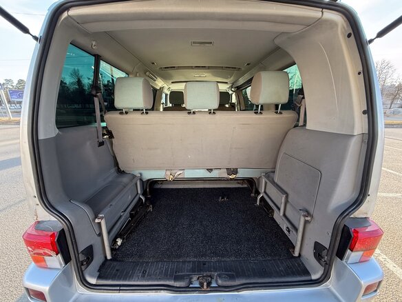 2002 Volkswagen Multivan T4, серебристый, 915000 рублей - вид 25