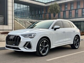 2022 Audi Q3 35 TFSI II (F3), белый, 2750000 рублей, вид 1