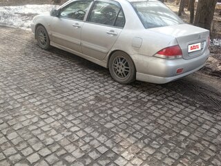 2005 Mitsubishi Lancer IX Рестайлинг, серебристый, 439000 рублей, вид 3