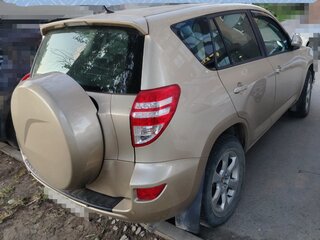 2010 Toyota RAV4 III (XA30) Рестайлинг, бежевый, 940000 рублей, вид 3