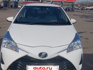 2018 Toyota Vitz III (XP130) Рестайлинг 2, белый, 780000 рублей, вид 1