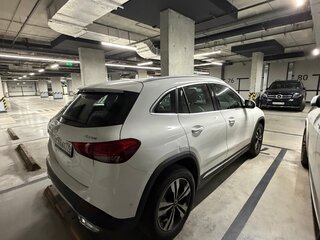2020 Mercedes-Benz GLA 250 II (H247), белый, 3650000 рублей, вид 4