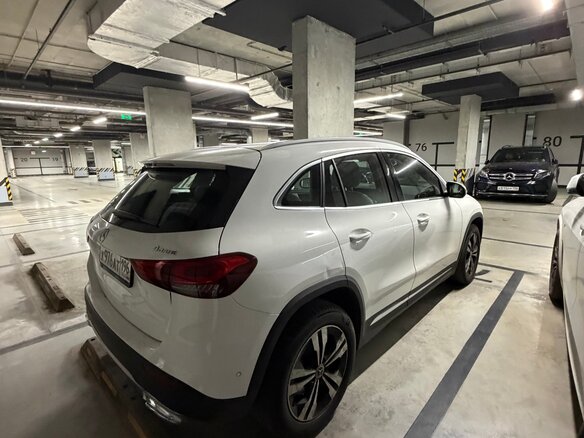 2020 Mercedes-Benz GLA 250 II (H247), белый, 3650000 рублей - вид 3
