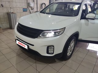 2013 Kia Sorento II Рестайлинг, белый, 1150000 рублей, вид 4