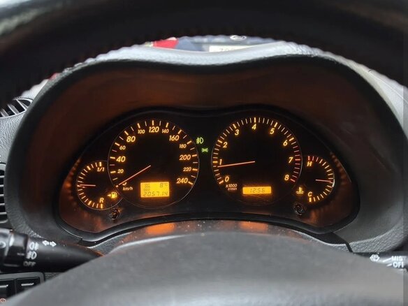 2004 Toyota Avensis II, серебристый, 430000 рублей - вид 11