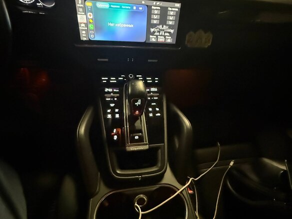 2020 Porsche Cayenne III, оранжевый, 7100000 рублей - вид 12