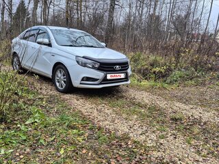2015 Lada (ВАЗ) Vesta I, белый, 680000 рублей, вид 1