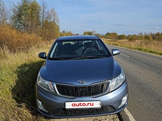2014 Kia Rio 6-speed III, голубой, 830000 рублей, вид 2
