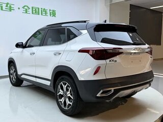 2021 Kia KX3, белый, 1750007 рублей, вид 4
