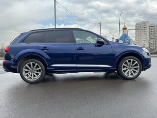 2020 Audi Q7 45 TDI II (4M) Рестайлинг, синий, 4850000 рублей, вид 2