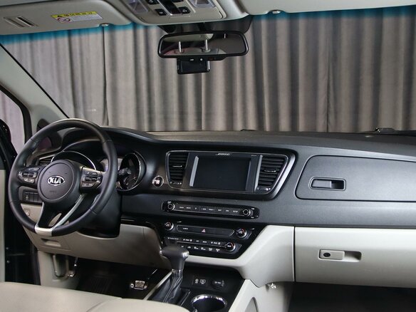 2018 Kia Carnival III, чёрный - вид 4