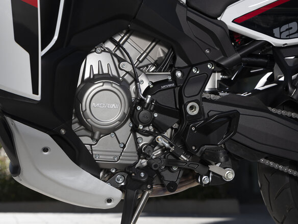 2026 Moto Morini X-CAPE 650, белый, 1499900 рублей - вид 5