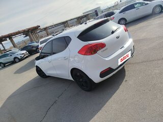 2013 Kia Ceed II, белый, 1200000 рублей, вид 5