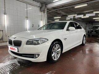 2012 BMW 5 серии 528i xDrive VI (F10/F11/F07), белый, 1950000 рублей, вид 1