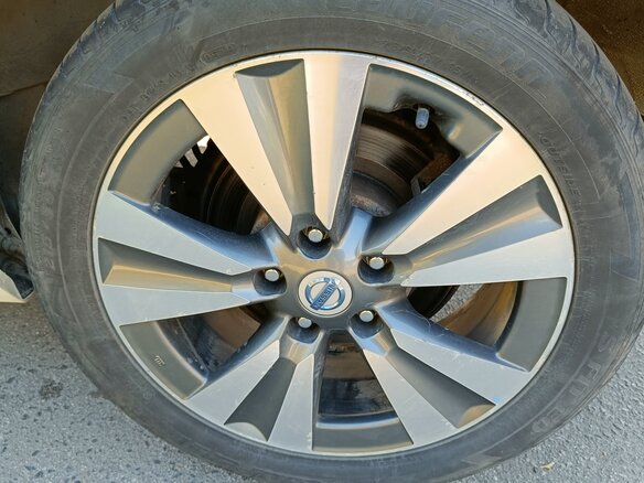 2013 Nissan Leaf (EM57) I (ZE0/AZE0), белый, 1280000 рублей - вид 11
