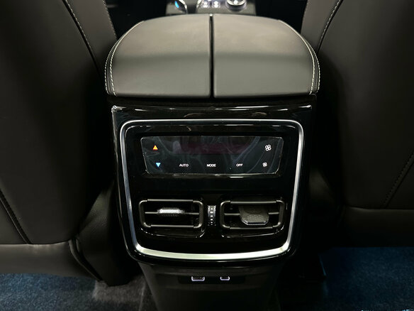 2026 Jetour X70+ I Рестайлинг, чёрный - вид 12