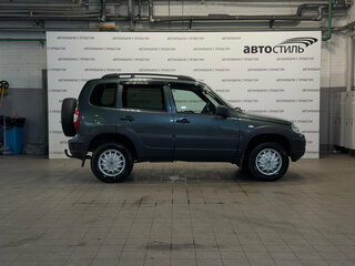 2019 Chevrolet Niva I Рестайлинг, серый, 599000 рублей, вид 4