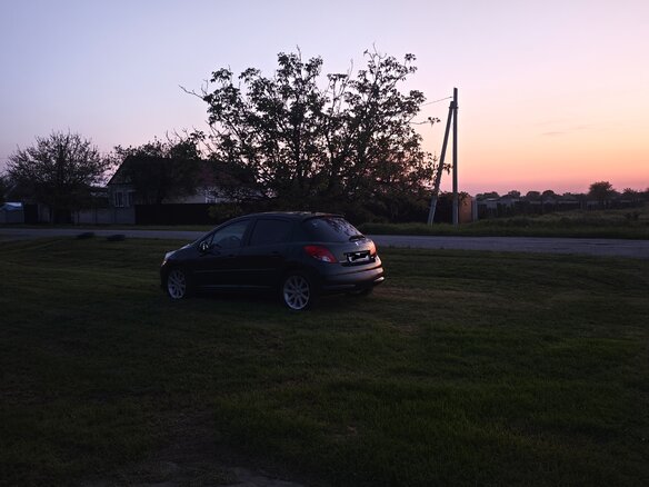 2009 Peugeot 207 I, чёрный, 480000 рублей - вид 3