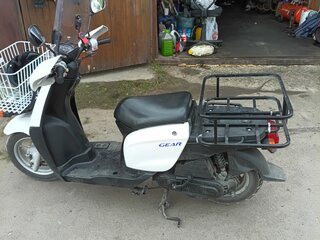 2011 Yamaha Gear, белый, 99999 рублей, вид 2