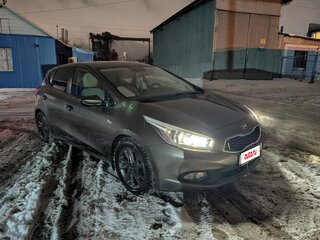 2014 Kia Ceed II, коричневый, 1090000 рублей, вид 3