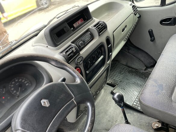 2001 Renault Master, белый, 580000 рублей - вид 13