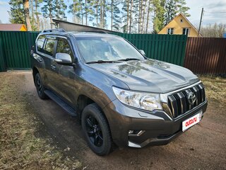 2021 Toyota Land Cruiser Prado 150 Series Рестайлинг 3, серый, 6500000 рублей, вид 2