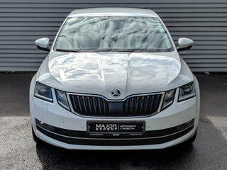 2020 Skoda Octavia III (A7) Рестайлинг, белый, 1670000 рублей, вид 2