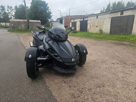 2010 BRP Can-Am Spyder, чёрный, 850000 рублей, вид 3