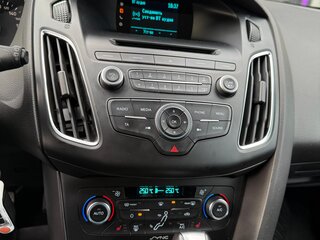 2018 Ford Focus III Рестайлинг, серый, 1190000 рублей, вид 2