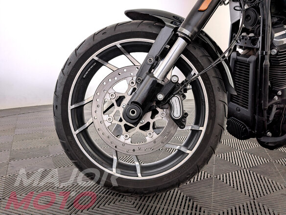 2020 Harley-Davidson Sport Glide, чёрный, 1529000 рублей - вид 12