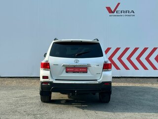 2012 Toyota Highlander II (XU40) Рестайлинг, белый, 1890000 рублей, вид 5
