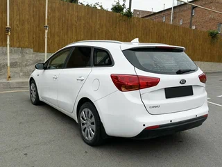2018 Kia Ceed II Рестайлинг, белый, 1250000 рублей, вид 4