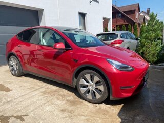 2023 Tesla Model Y Long Range Dual Motor I, красный, 2532849 рублей, вид 5