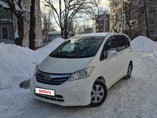 2011 Honda Freed I Рестайлинг, белый, 1120000 рублей, вид 2