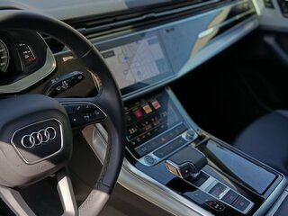 2023 Audi Q8 45 TDI I (4M), серый, 8500000 рублей, вид 4