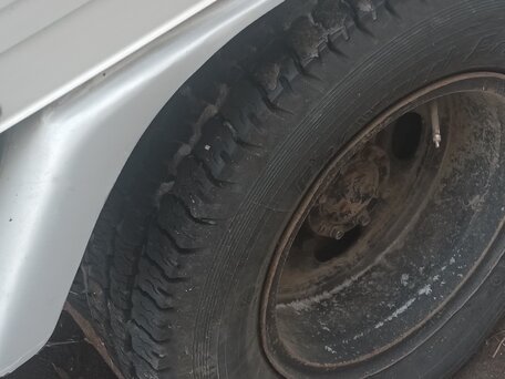 1993 Mitsubishi Delica, серый, 1050000 рублей, вид 3