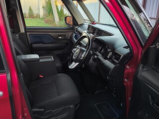 2017 Toyota Roomy I, красный, 900000 рублей, вид 5