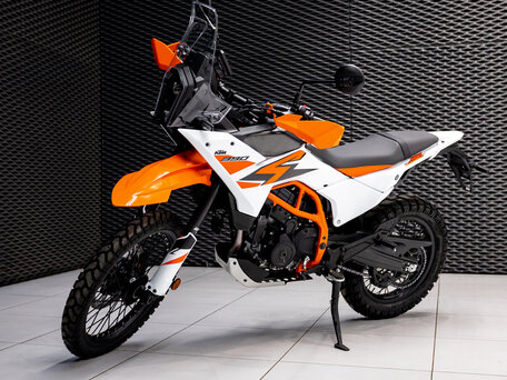 2026 KTM 390 Adventure R, оранжевый, 889000 рублей, вид 4