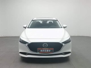 2024 Mazda 3 Axela IV (BP), белый, 2000000 рублей, вид 2