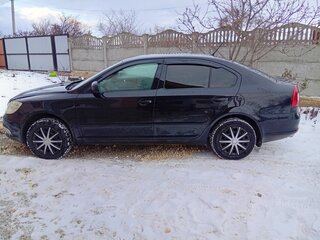 2013 Skoda Octavia II (A5) Рестайлинг, чёрный, 800000 рублей, вид 5
