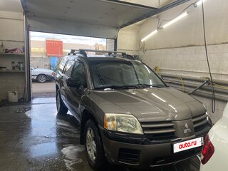 2003 Mitsubishi Endeavor, серый, 1000000 рублей, вид 1