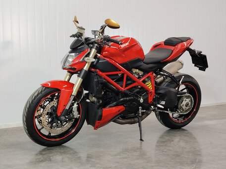 2011 Ducati Streetfighter, красный, 549000 рублей, вид 4