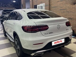 2020 Mercedes-Benz GLC Coupe 300 e I (C253) Рестайлинг, белый, 6550000 рублей, вид 5