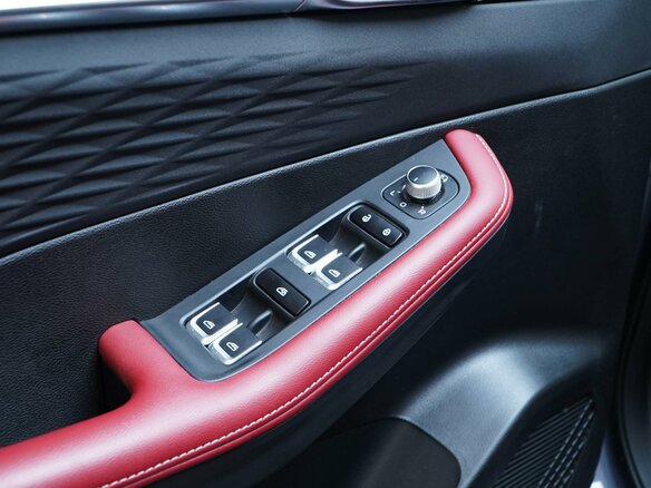 2024 Geely Coolray I Рестайлинг, серый, 2037444 рублей - вид 20