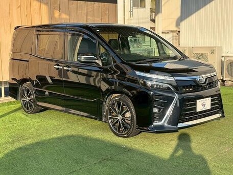 Toyota Voxy III (R80) Рестайлинг