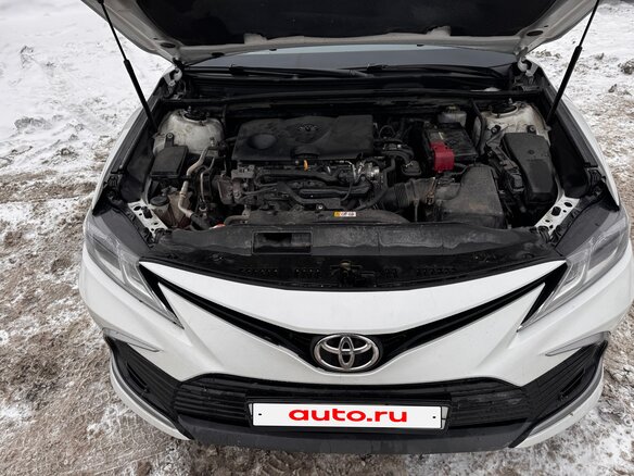 2021 Toyota Camry VIII (XV70) Рестайлинг, белый, 2090000 рублей - вид 7