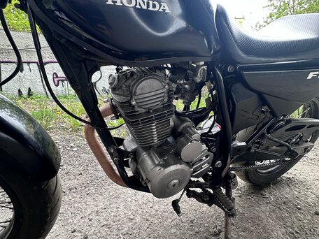2005 Honda FTR 223, чёрный, 160000 рублей, вид 5